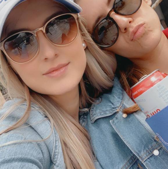 Meet your Posher, Madison - Picture 1 of 1